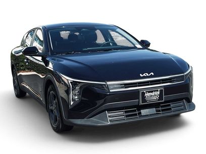 Certified 2025 Kia K4