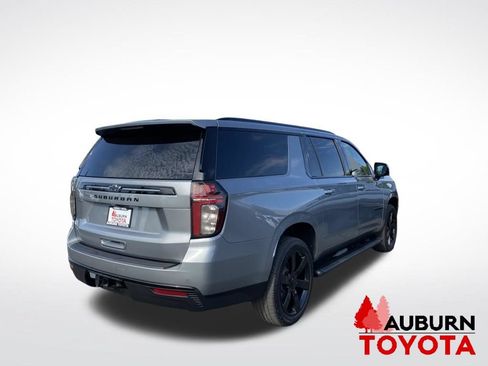 Used 2023 Chevrolet Suburban Z71 w/ Luxury Package AWD/4WD image 7