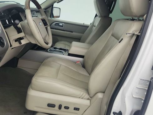 Used 2010 Ford Expedition Limited image 15