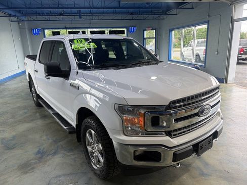 Used 2018 Ford F150 XLT w/ Equipment Group 302A Luxury AWD/4WD image 7