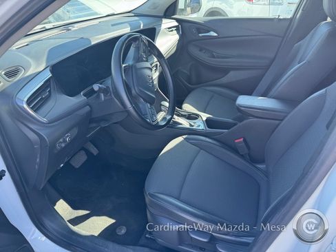 Used 2024 Buick Encore GX Preferred FWD image 9