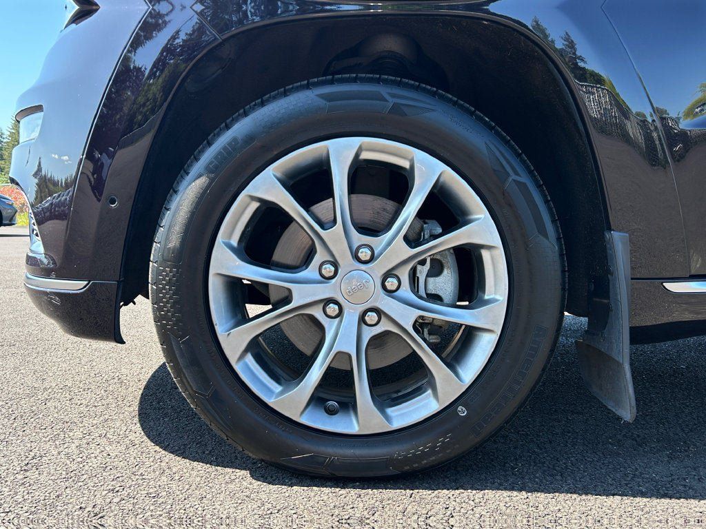 Used 2019 Jeep Grand Cherokee Summit w/ Platinum Series Group AWD/4WD image 5