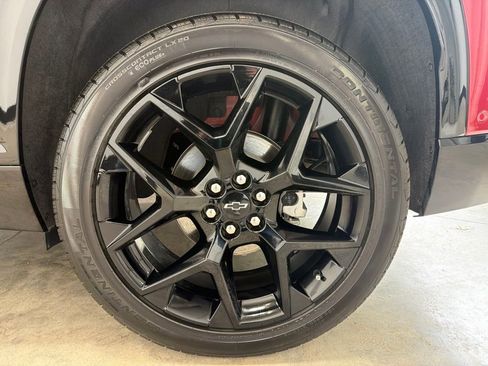 Used 2026 Chevrolet Traverse RS w/ LPO, Floor Liner Package AWD/4WD image 14