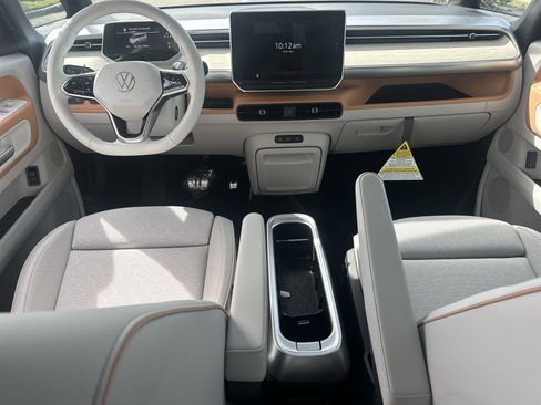 New 2025 Volkswagen ID. Buzz 1st Edition image 12