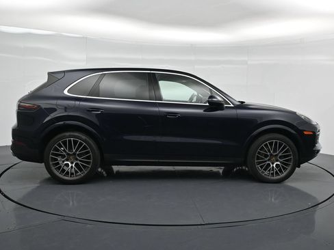 Certified 2023 Porsche Cayenne AWD/4WD image 8