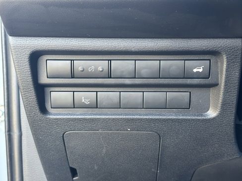 Used 2024 Mitsubishi Outlander SEL image 15