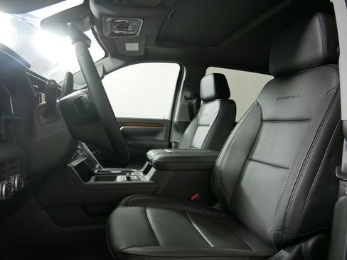 New 2026 GMC Sierra 3500 Denali w/ Denali Reserve Package image 10