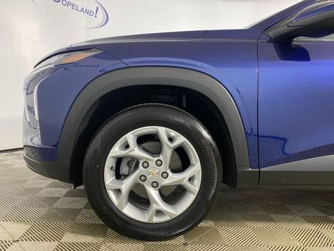 Certified 2024 Chevrolet Trax LS w/ LS Convenience Package FWD image 30