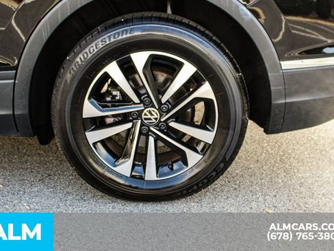 Used 2024 Volkswagen Tiguan S image 16