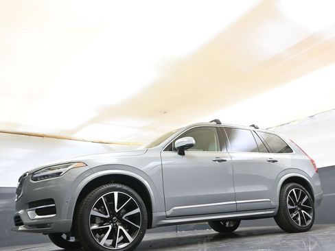 Certified 2024 Volvo XC90 B5 Plus w/ Protection Package Premier image 30