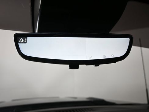 Used 2025 Chevrolet Silverado 2500 ZR2 w/ Technology Package image 33