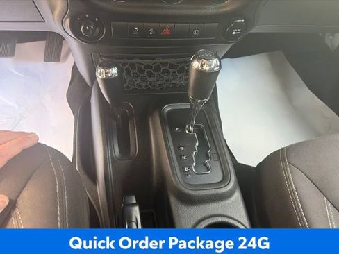 Used 2014 Jeep Wrangler Sahara w/ Connectivity Group AWD/4WD image 12