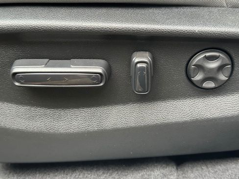 Used 2021 Honda CR-V EX image 22