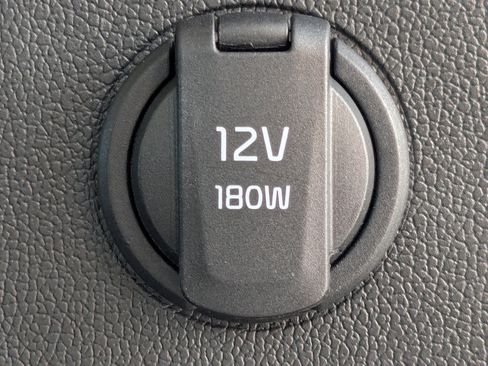 Certified 2025 Kia Sorento S w/ Panoramic Sunroof Package image 15