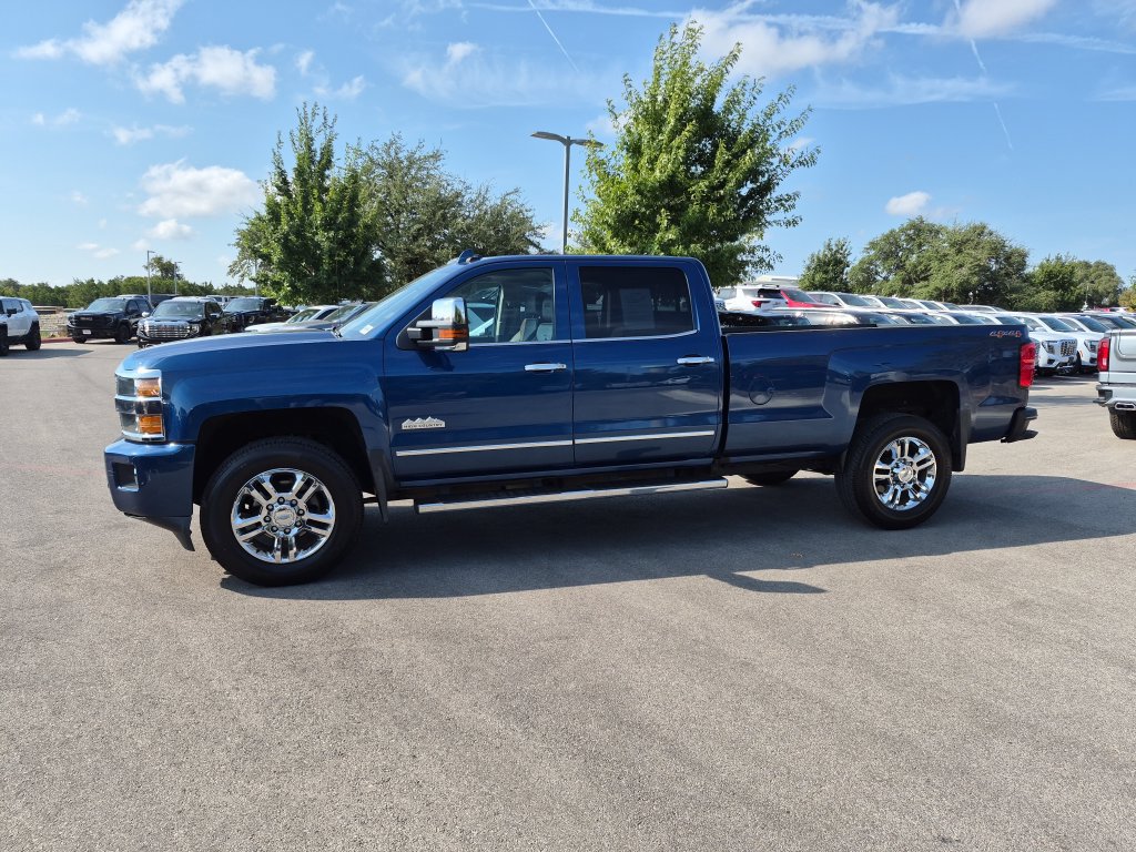 Used 2016 Chevrolet Silverado 2500 High Country AWD/4WD image 4
