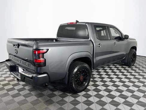 Used 2023 Nissan Frontier SV w/ Technology Package AWD/4WD image 8