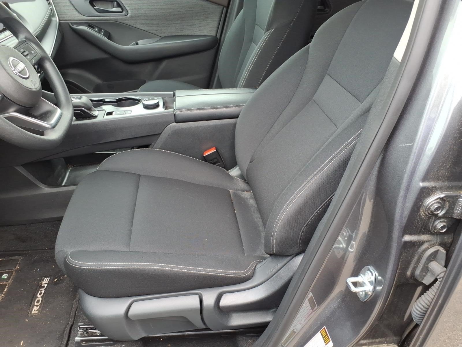 Used 2023 Nissan Rogue S AWD/4WD image 8