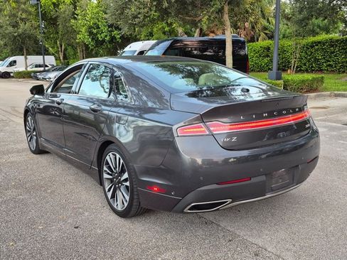 Used 2020 Lincoln MKZ Reserve FWD image 7