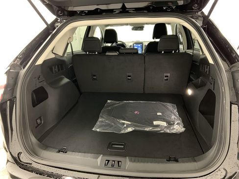 New 2024 Ford Edge SE image 25