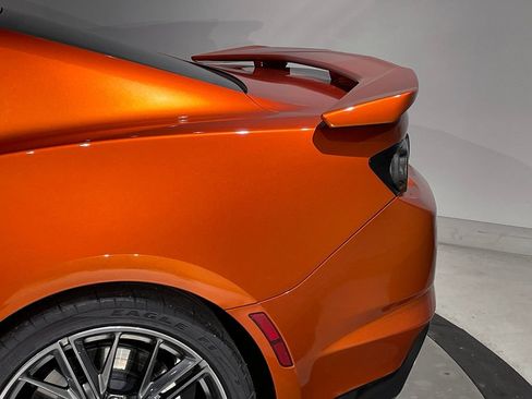 Used 2023 Chevrolet Camaro ZL1 RWD image 11