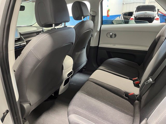 Used 2024 Hyundai Ioniq 5 SEL RWD image 17