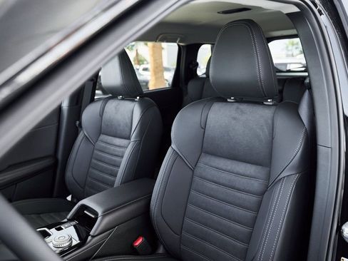 New 2026 Mitsubishi Outlander SE FWD image 30