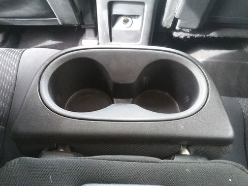 Used 2017 Dodge Journey SXT w/ Comfort/Convenience Group image 11