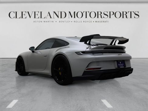 Used 2022 Porsche 911 GT3 RWD image 2