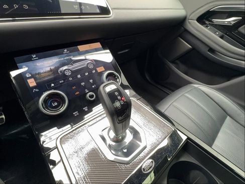 Used 2023 Land Rover Range Rover Evoque R-Dynamic SE AWD/4WD image 43