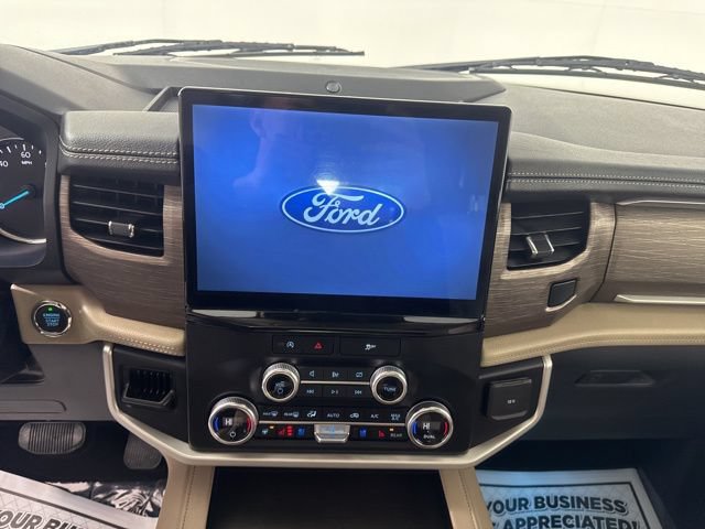 Used 2024 Ford Expedition Max Limited AWD/4WD image 40