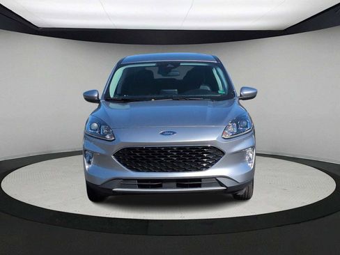 Used 2022 Ford Escape SEL image 3