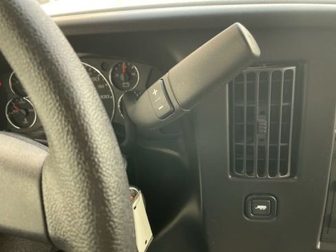 Used 2024 Chevrolet Express 3500 LT w/ LT Preferred Equipment Group RWD image 19