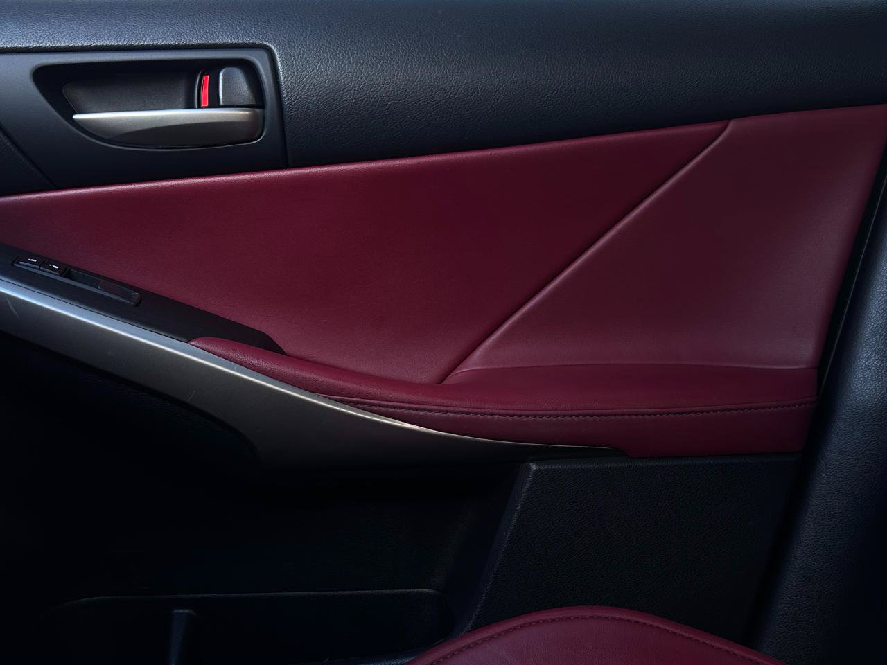 Used 2020 Lexus IS 300 F Sport w/ F Sport Package RWD image 30