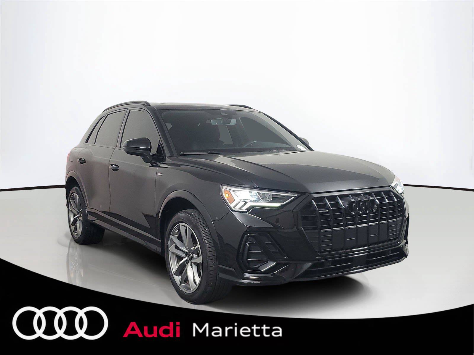 Used 2024 Audi Q3 2.0T Premium AWD/4WD image 1
