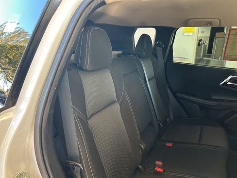 Used 2022 Mitsubishi Outlander ES image 24