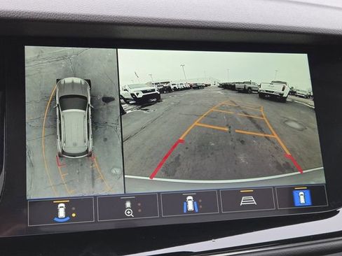 Used 2023 Buick Envision Avenir image 5