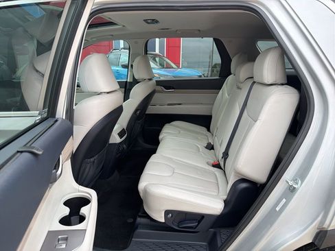 Used 2022 Hyundai Palisade SEL w/ 8P Bench Seat Package FWD image 14
