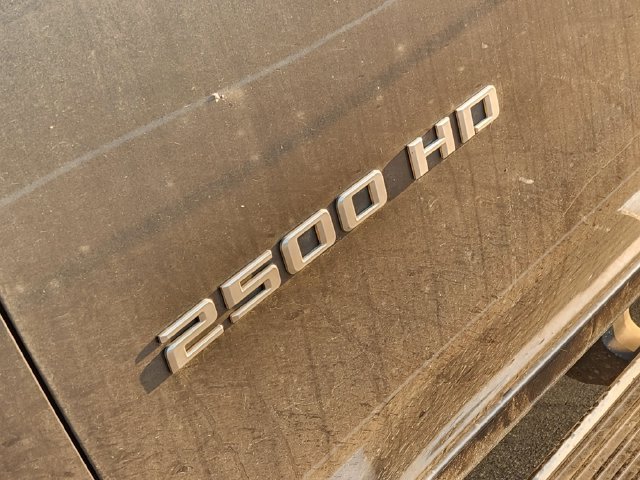 Used 2020 Chevrolet Silverado 2500 LTZ w/ LTZ Premium Package AWD/4WD image 9