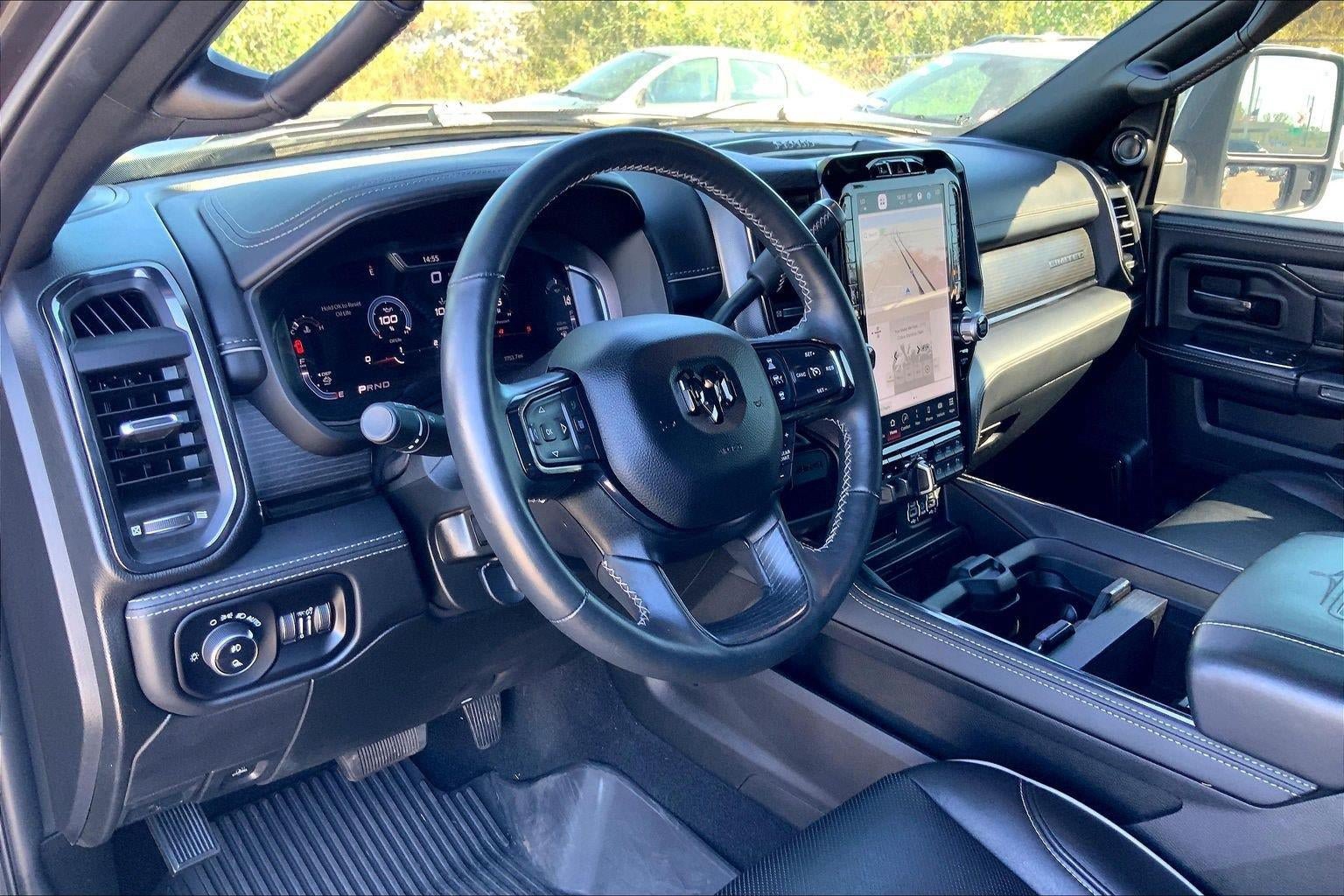 Used 2024 RAM 3500 Limited AWD/4WD image 14