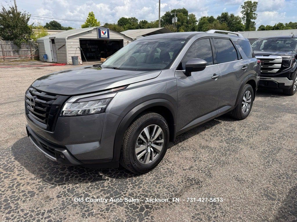 Used 2022 Nissan Pathfinder SL w/ SL Black Package FWD image 1