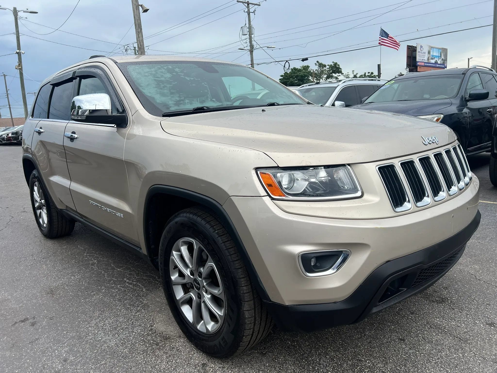 Used 2014 Jeep Grand Cherokee Limited RWD image 4
