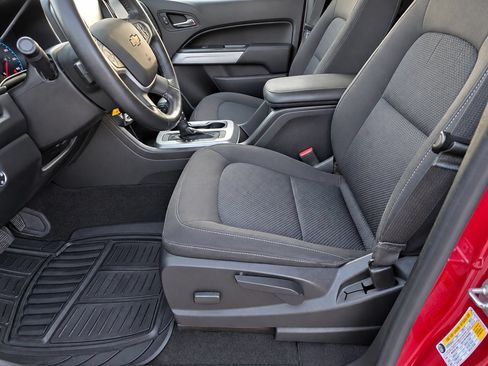 Certified 2018 Chevrolet Colorado LT RWD image 16