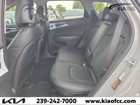 New 2026 Kia Sportage EX FWD image 12