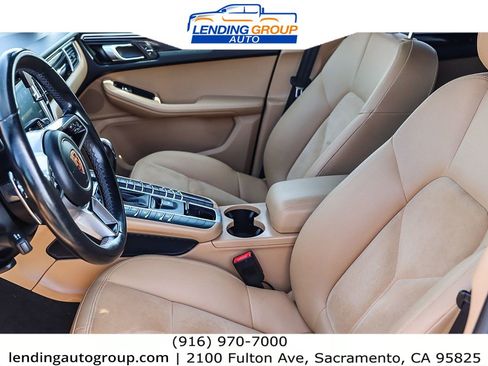 Used 2018 Porsche Macan image 16
