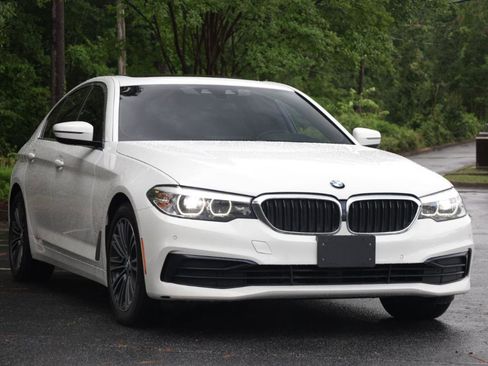 Used 2019 BMW 530i w/ Convenience Package RWD image 7