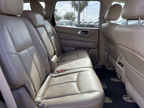 Used 2014 Nissan Pathfinder SL w/ SL Tech Package image 11
