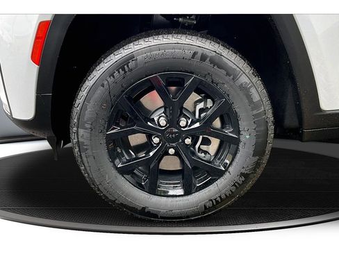 New 2026 Jeep Grand Cherokee L 4WD image 13