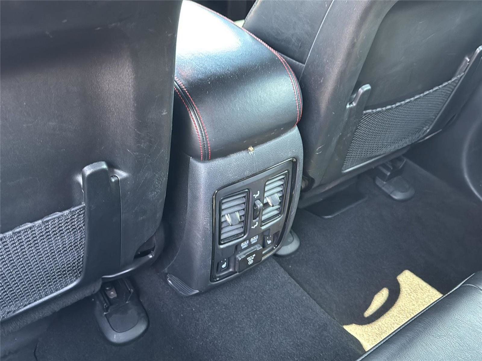 Used 2023 Dodge Durango R/T AWD/4WD image 19