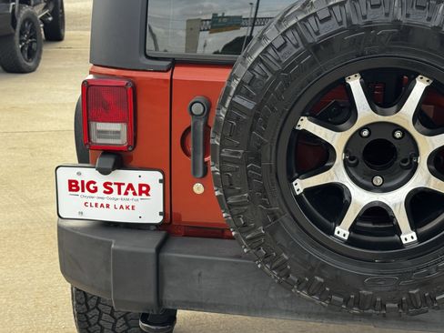 Used 2014 Jeep Wrangler Sport w/ Quick Order Package 24S AWD/4WD image 11