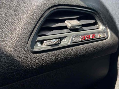 Used 2020 Dodge Challenger R/T Scat Pack RWD image 18